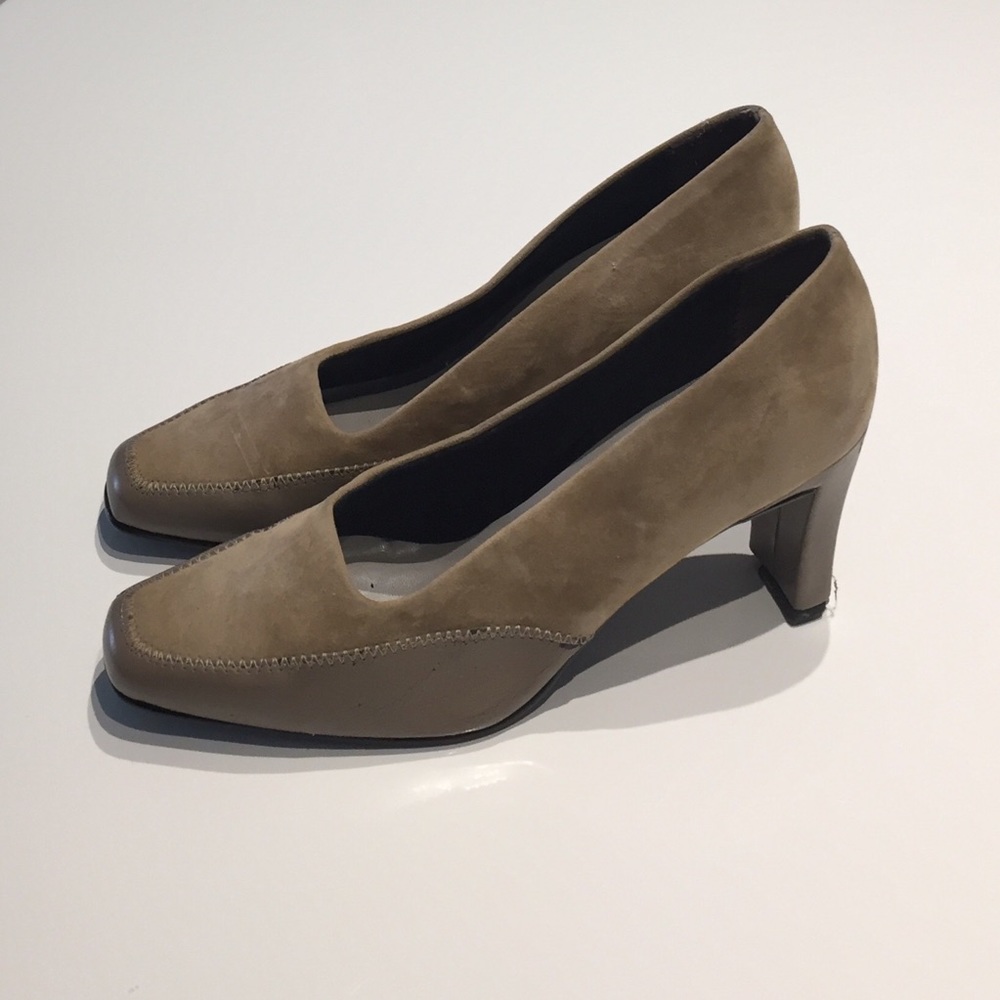 Vizzano tan heel sandals, size 7